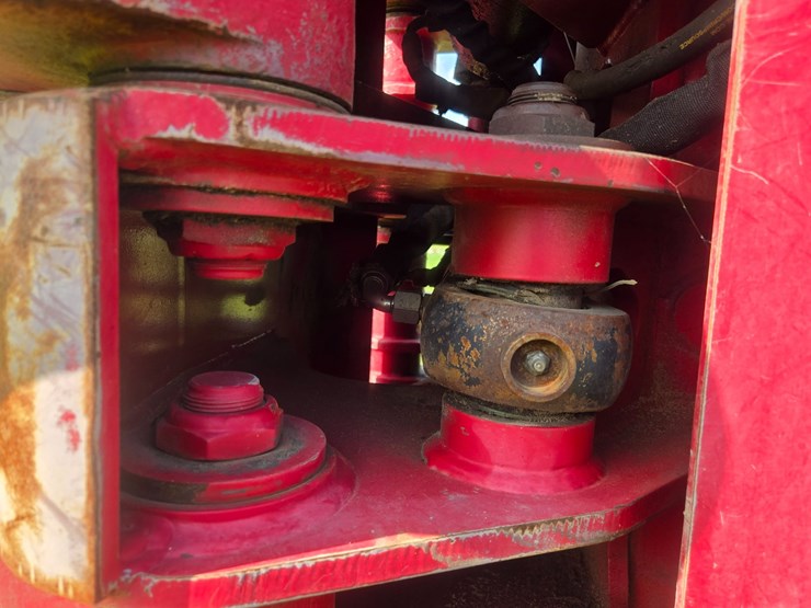2015-caterpillar-521b-image-92