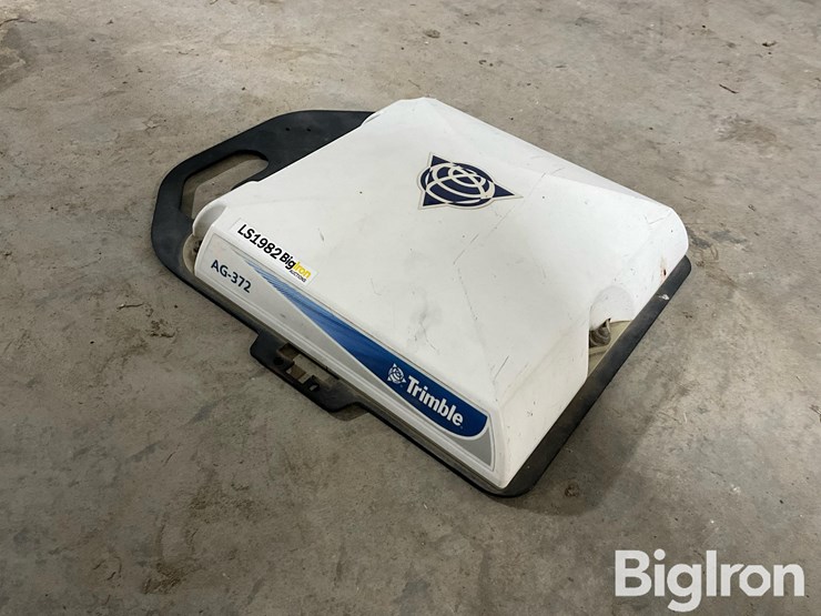 trimble-ag372-image-1