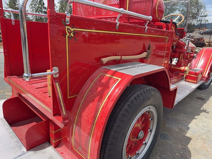 1926-american-lafrance-fire-truck-image-43