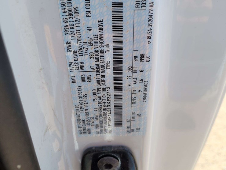 2024-ford-f150-image-16