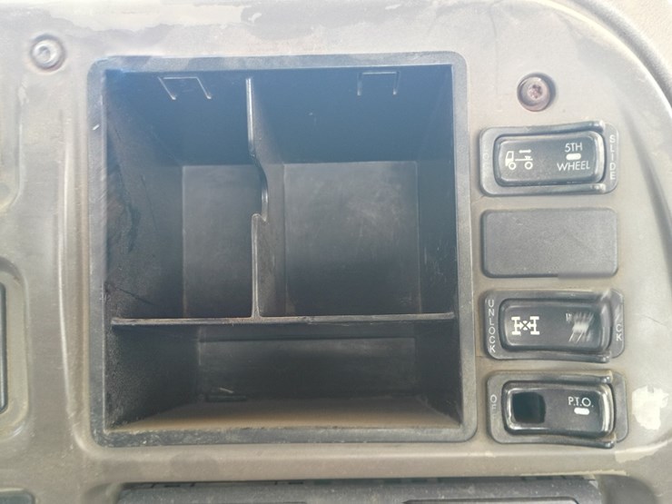 2007-mack-chn613-image-55