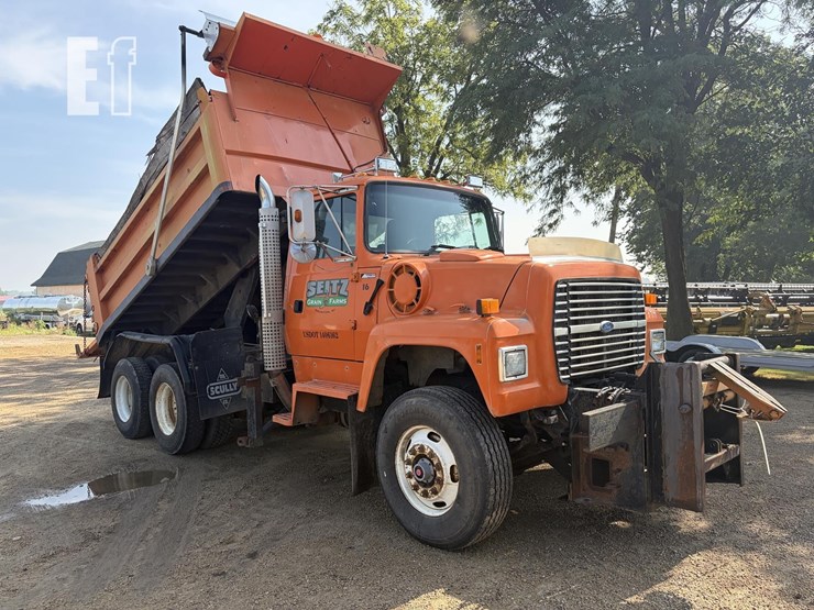 1996-ford-lt9000-image-7