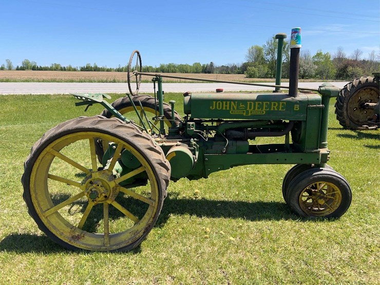 john-deere-b-image-2