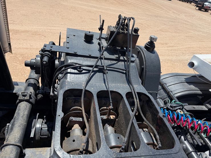 2004-troxell-130bbl-image-17