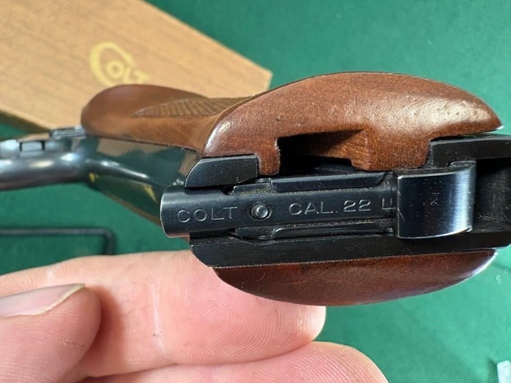 colt-woodsman-automatic-22lr-pistol-image-11