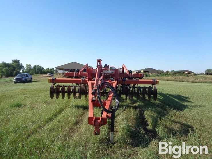 2011-kuhn-krause-4850-15-image-2