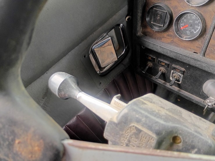 1995-kenworth-t600-image-57