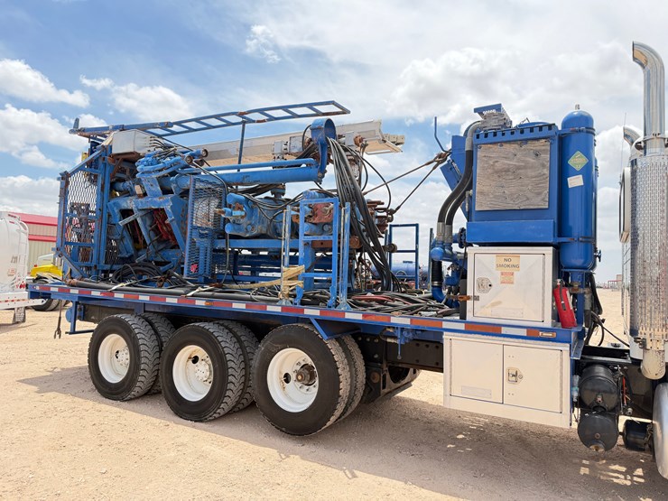 2007-peterbilt-357-image-8
