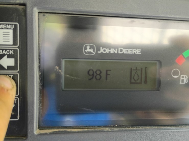 deere-325g-image-28