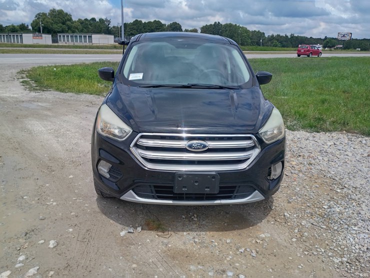 2017-ford-escape-image-14