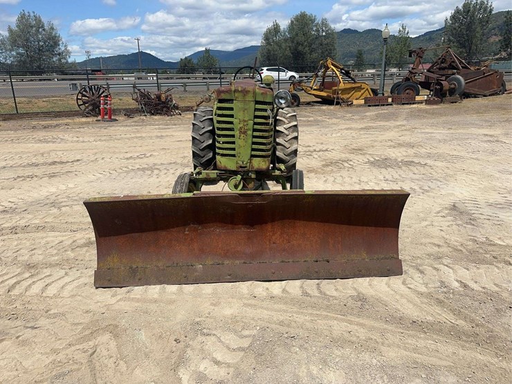 john-deere-m-image-8