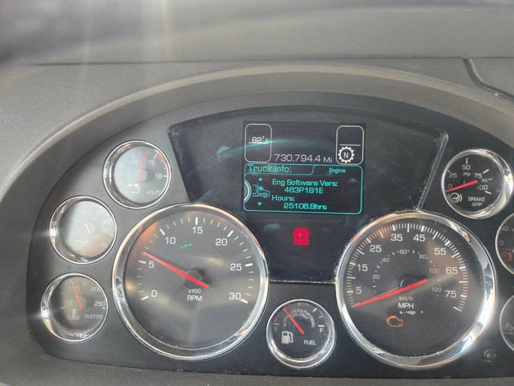 2018-kenworth-t680-image-59