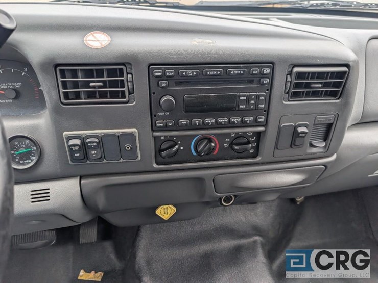2010-ford-f650-image-28