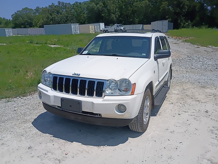 2007-jeep-grand-cherokee-image-15