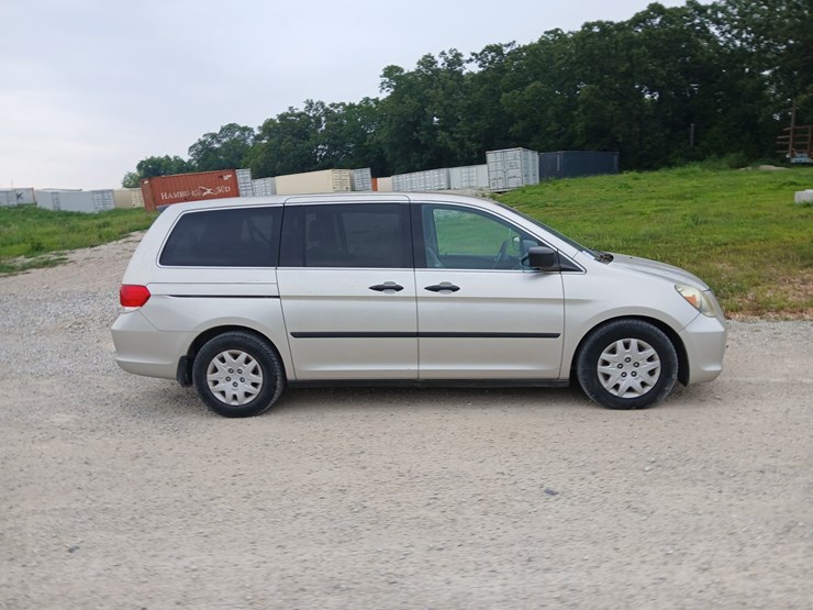 2008-honda-odyssey-image-11
