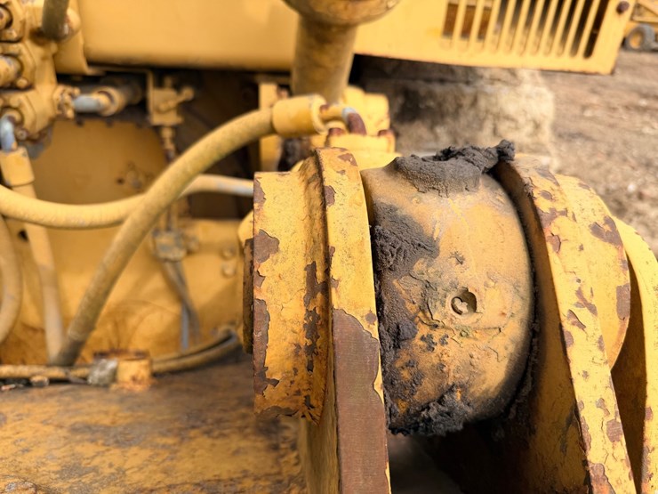 1992-caterpillar-d8n-image-108