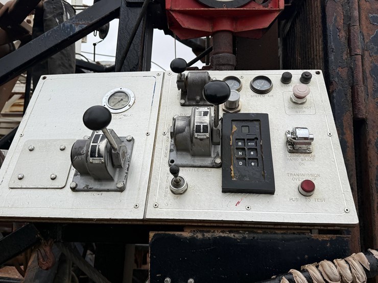 2007-caterpillar-c15-image-16