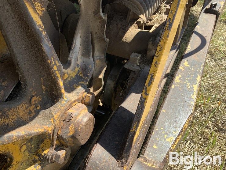1947-caterpillar-d2-image-17