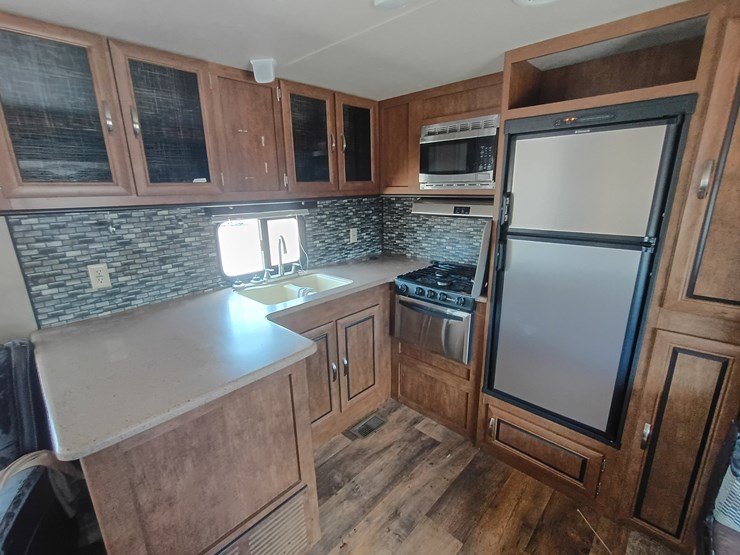 #24992-•-2016-forest-river-wildwood-camper-trailer-image-36