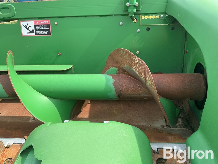 2012-john-deere-608c-image-9
