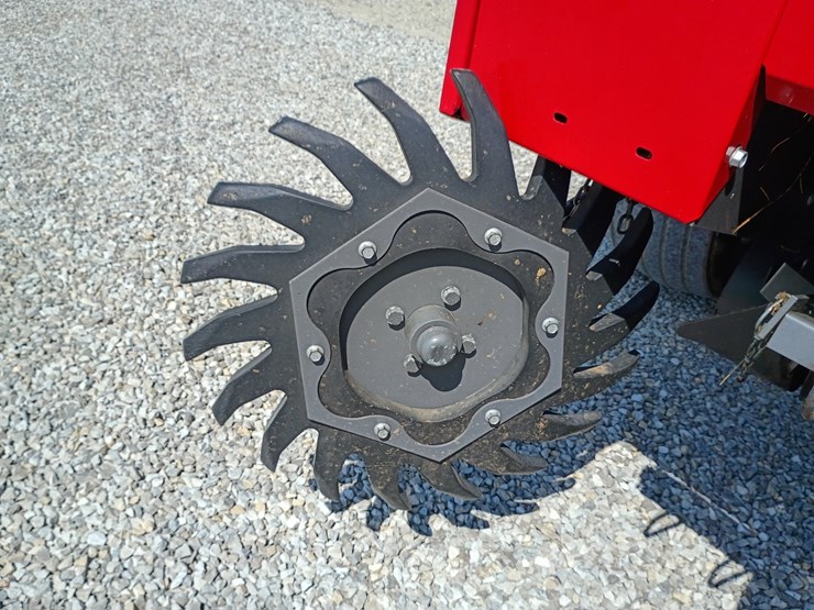 massey-ferguson-1745-image-27