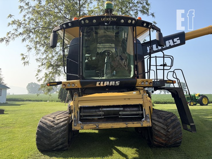 2013-claas-lexion-760-image-8