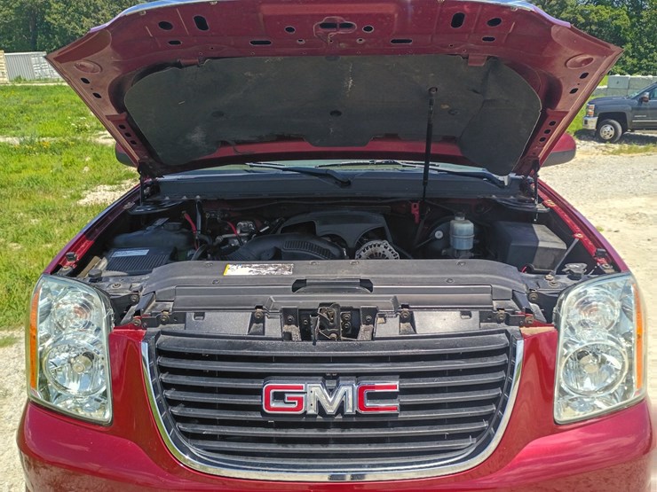2009-gmc-yukon-xl-image-17