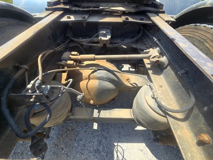 2006-kenworth-w900-image-89