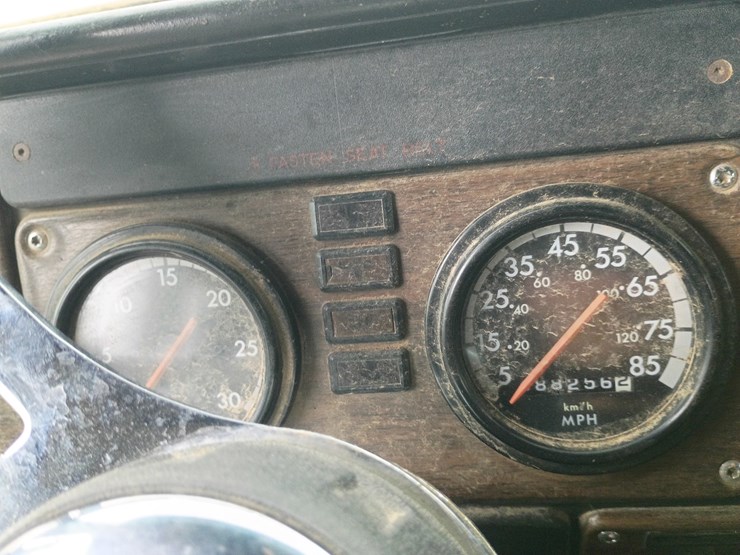 1995-freightliner-fld120-image-58
