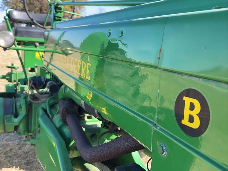 john-deere-model-b-image-11