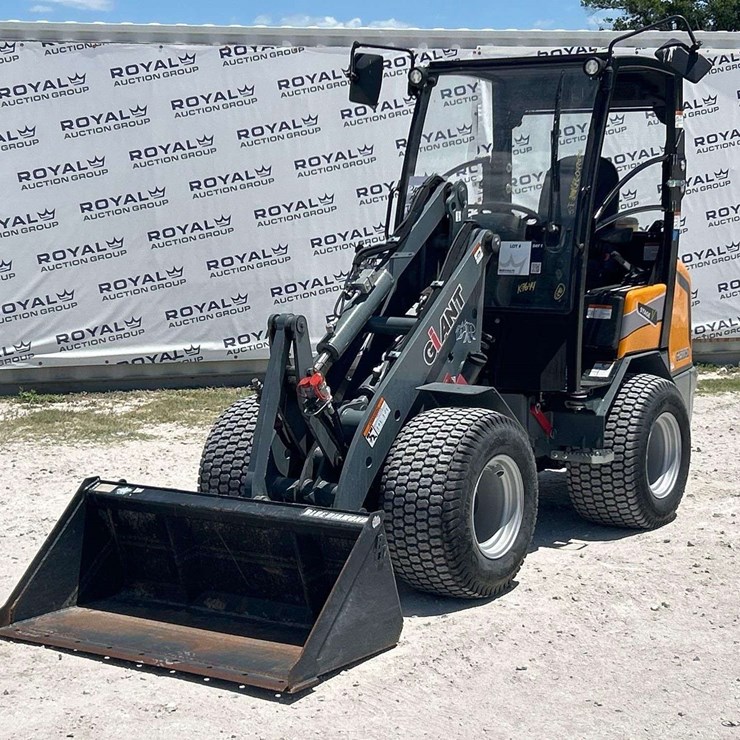 2023 GIANT G2500 HD