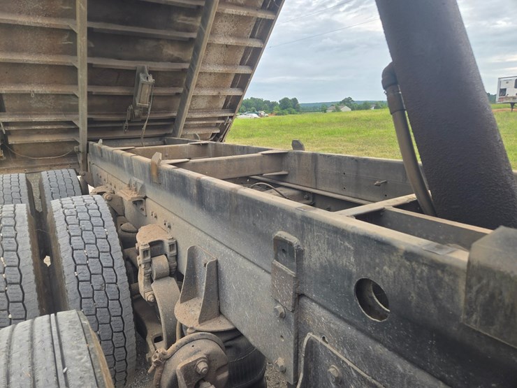 2007-kenworth-t2000-image-49