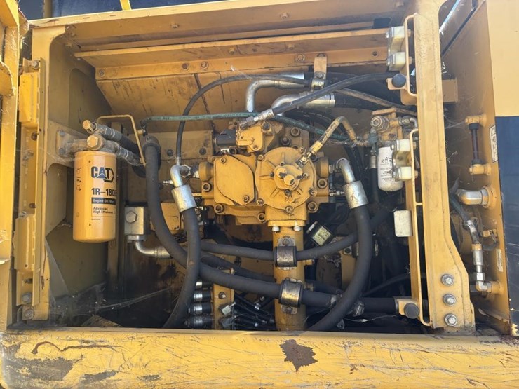 caterpillar-345c-image-48