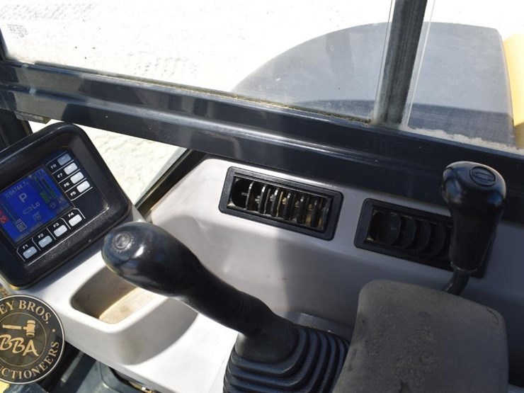 2016-komatsu-pc55mr-5-image-58