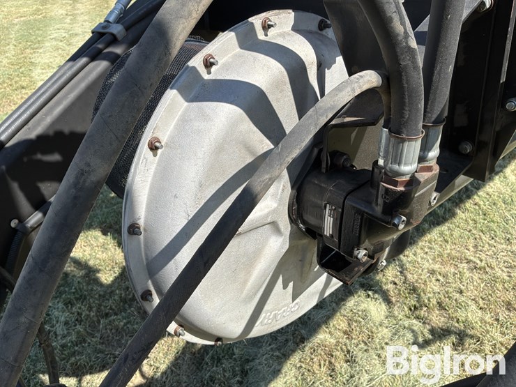 case-ih-2400-image-14