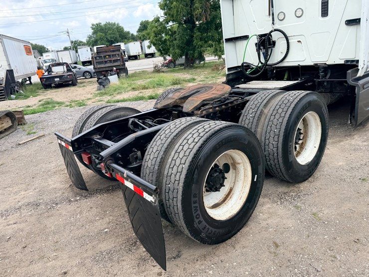 2014-international-prostar-image-32