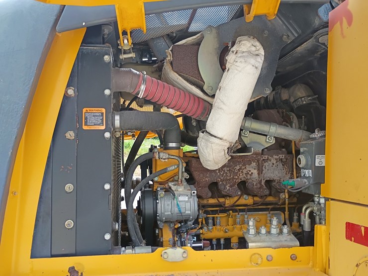 #24824-•-2008-john-deere-755d-crawler-loader-image-29