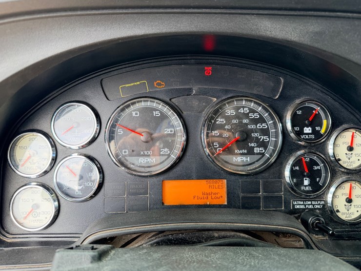 2014-international-prostar-image-113