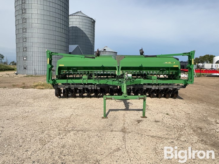 john-deere-1590-image-2