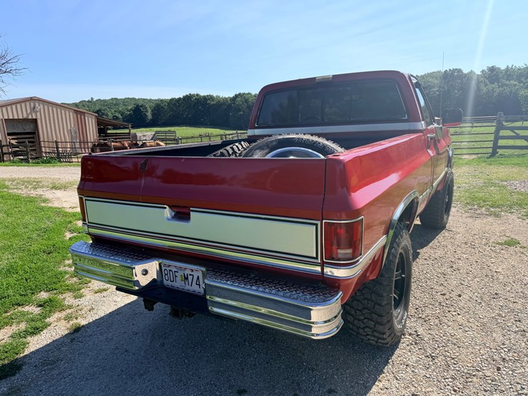 1986-chevrolet-k10-image-8