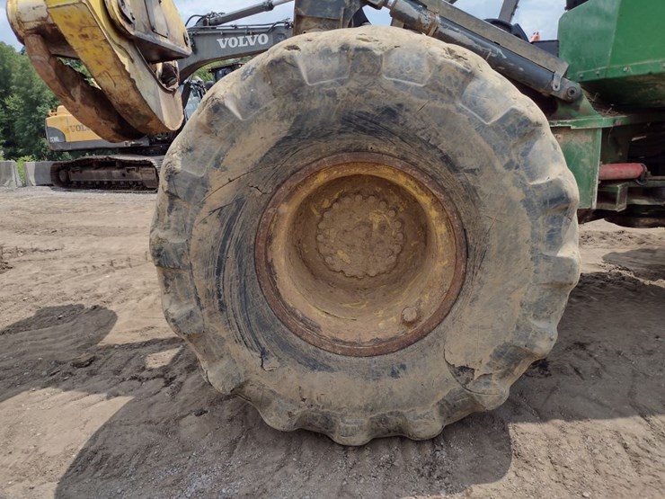 deere-648l-image-37