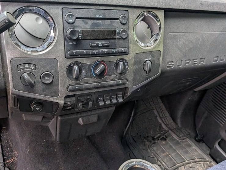 2008-ford-f350-image-14