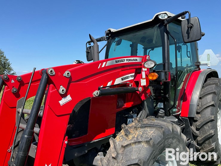 2019-massey-ferguson-5711-image-9