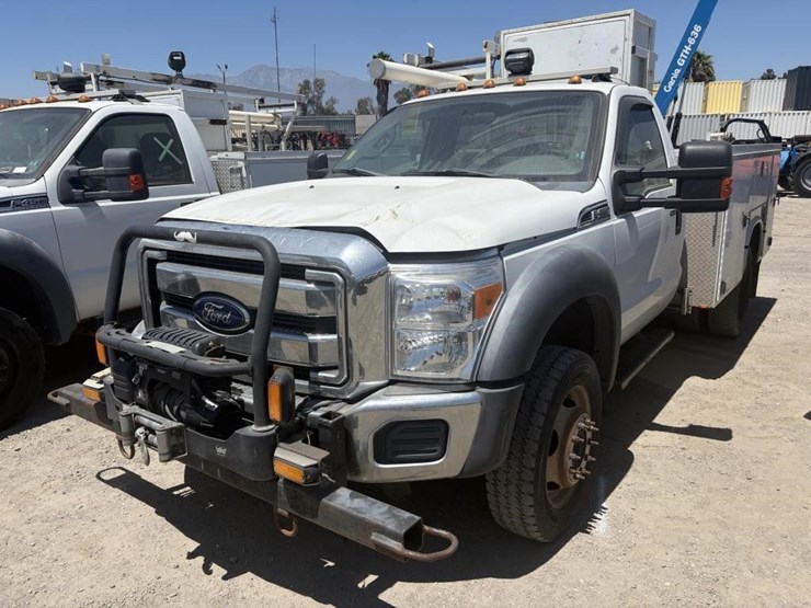 2012-ford-f450-image-1