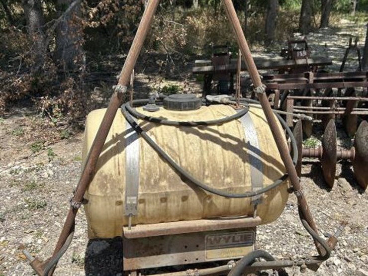 #180-•-3-pt.-boom-sprayer-50-gallon-tank-w/-wand-image-1