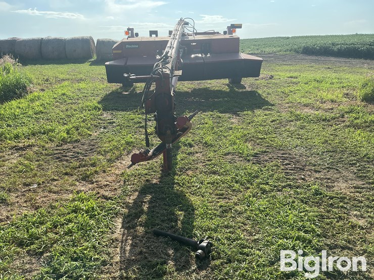new-holland-1431-image-2