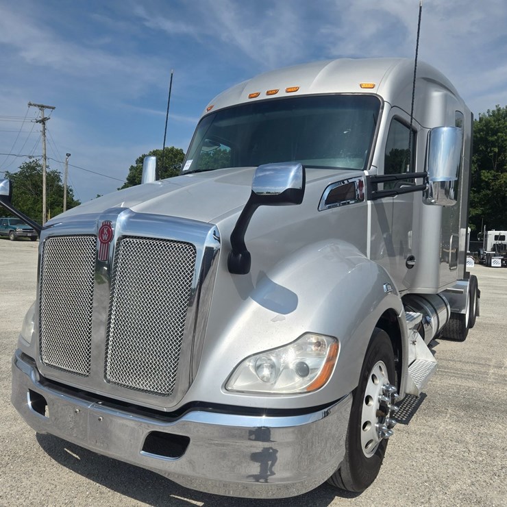 2018 KENWORTH T680