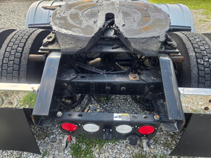 2019-kenworth-t880-image-92