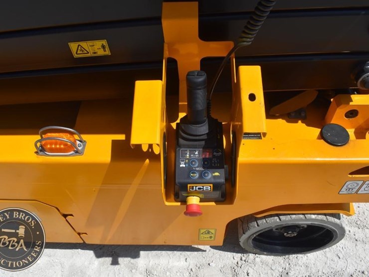 2023-jcb-s4550e-image-9