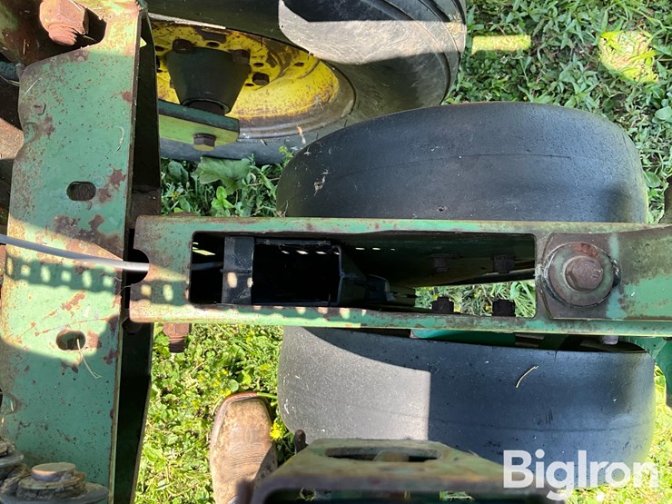 john-deere-7000-image-16